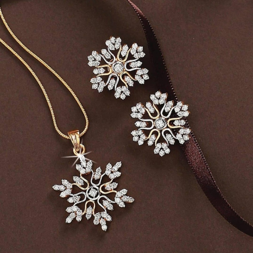 *LUMINA* 3-Pc Gold x Rhinestone Fashion Snowflake Jewelry Set